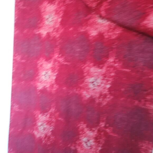 CUDDLE DREAMS Red/pink/ Maroon Floral Geo Scarf 100% Silk Super Soft 70"x12" NWT - Picture 3 of 8